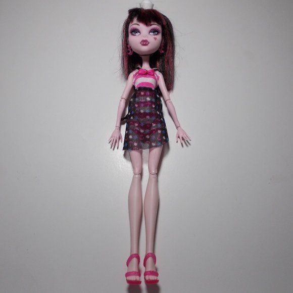 Monster High Draculaura the sailor Doll EUC - Picture 3 of 12